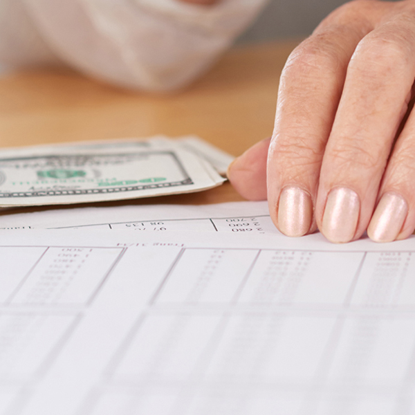 4 Ways to Minimize the Cost of Divorce vickie adams How to Avoid Being Unhappy With Your Divorce Settlement vickie adams
